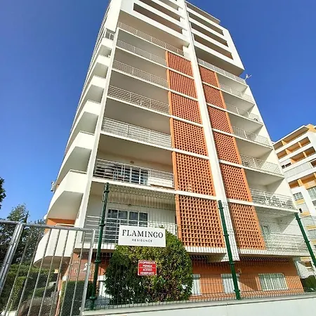 Flamingo View - Pool + Wifi + Ac Apartment *